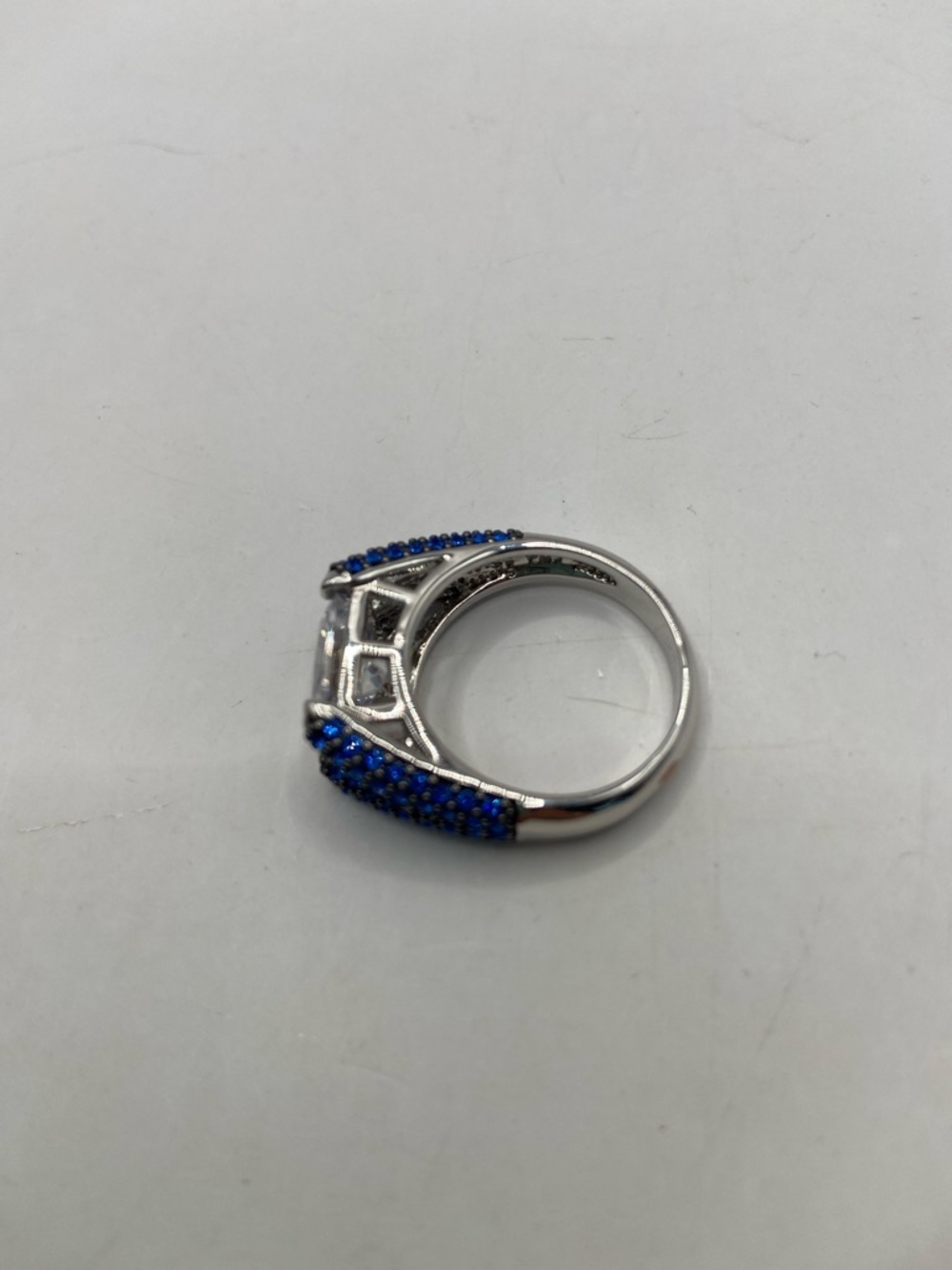 Real Collectibles Silver Radiant Cut Simulated Diamond Blue Sapphire Ring Size 8 - Picture 6 of 8